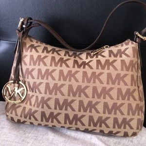 Brand New Michael Kor’s Logo Purse